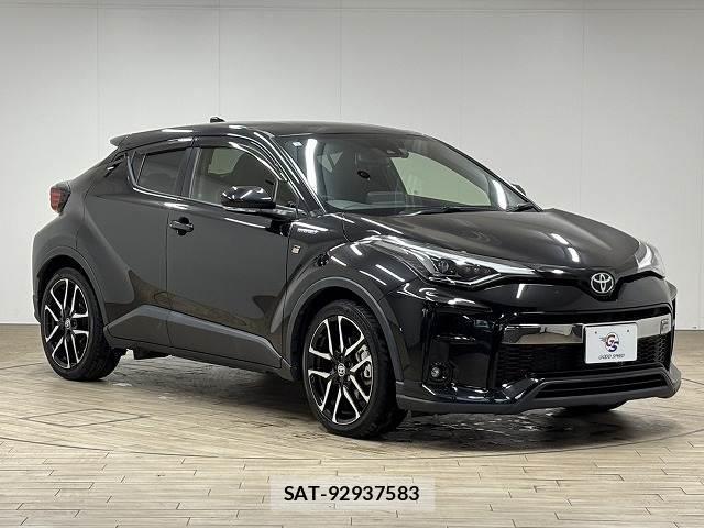 Toyota C-HR 2019-10 8071033-13