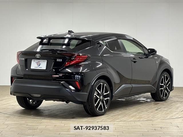 Toyota C-HR 2019-10 8071033-15