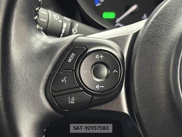 Toyota C-HR 2019-10 8071033-7