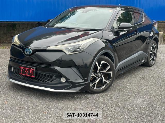 Toyota C-HR 2017-06 8071557-0