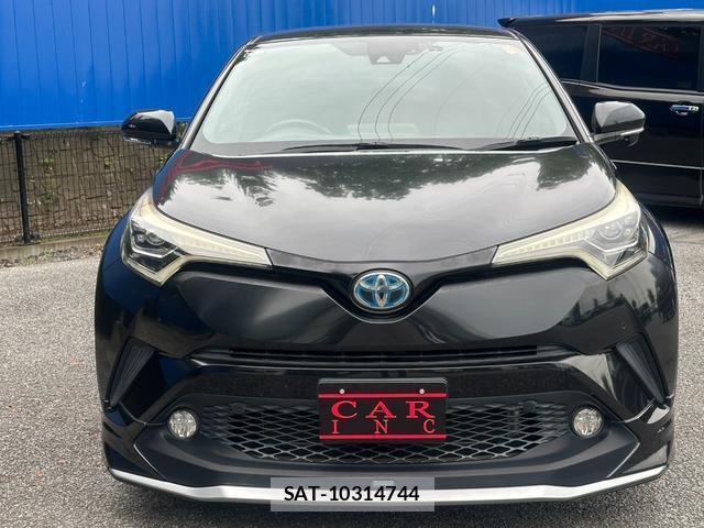 Toyota C-HR 2017-06 8071557-1