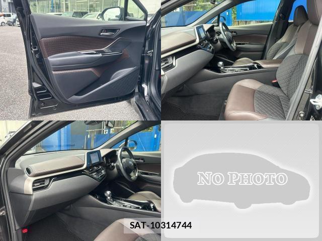 Toyota C-HR 2017-06 8071557-8