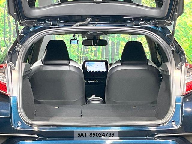 Toyota C-HR 2019-02 8071664-10