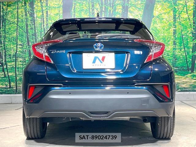 Toyota C-HR 2019-02 8071664-15