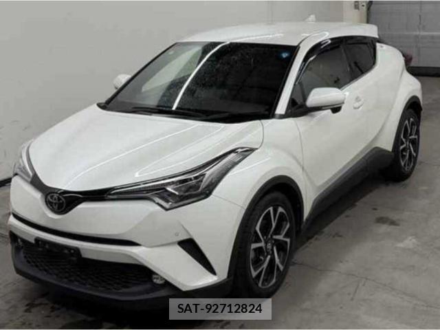 Toyota C-HR 2018-07 8071769-0