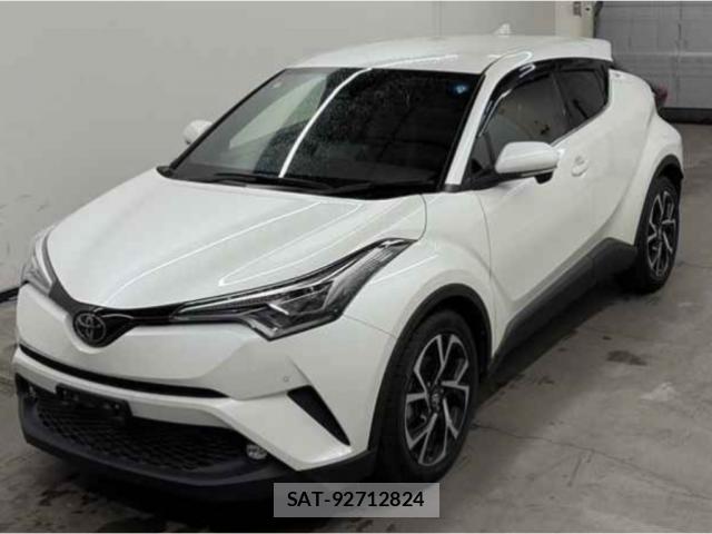 Toyota C-HR 2018-07 8071769-3