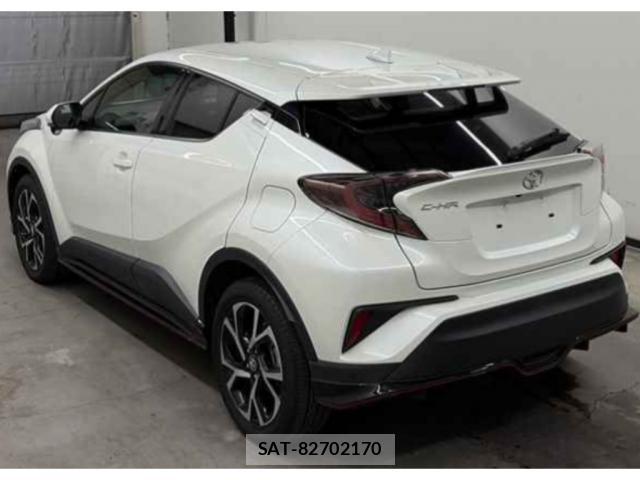Toyota C-HR 2017-04 8071815-1