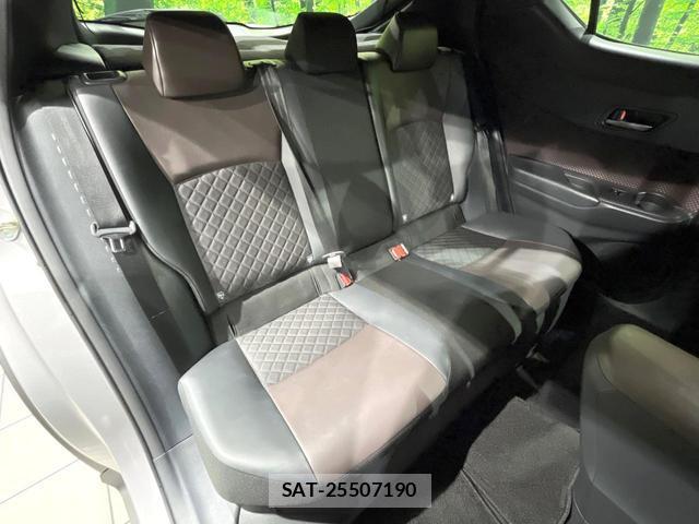 Toyota C-HR 2019-03 8072082-8