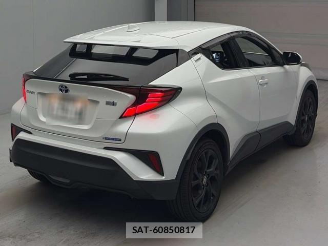 Toyota C-HR 2023-02 8072184-1