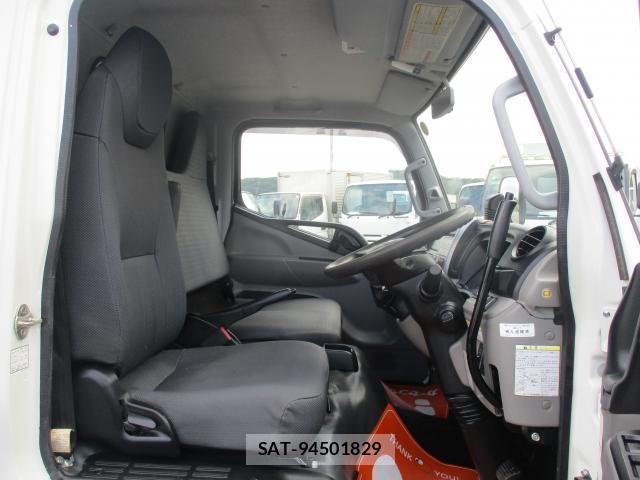 MITSUBISHI FUSO CANTER 2022-08 8071297-8