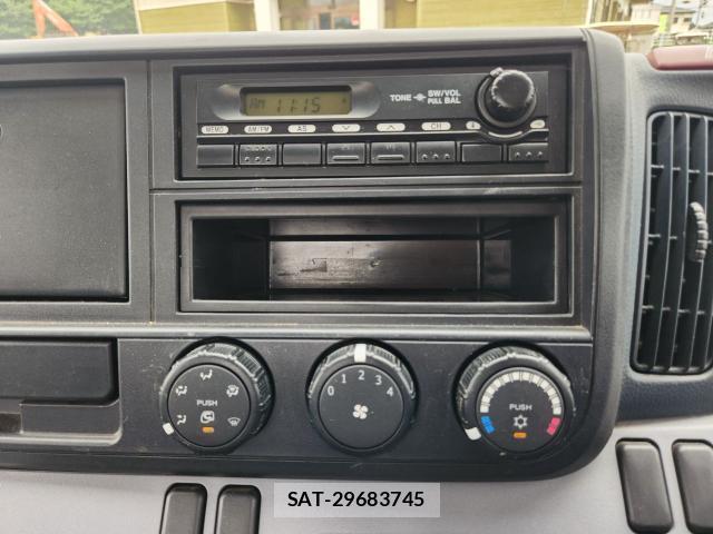 MITSUBISHI FUSO CANTER 2014 8072321-8