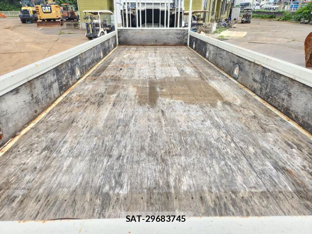 MITSUBISHI FUSO CANTER 2014 8072321-9
