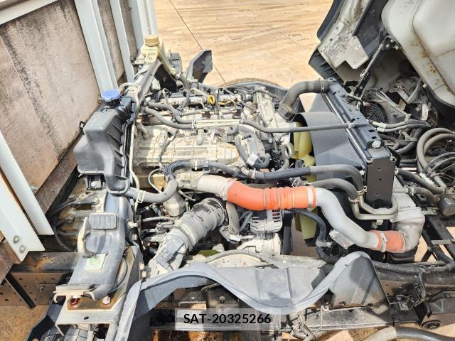 MITSUBISHI FUSO CANTER 2014 8072322-15