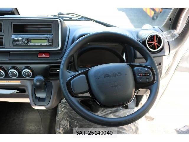 MITSUBISHI FUSO CANTER 2026-03 8072414-2