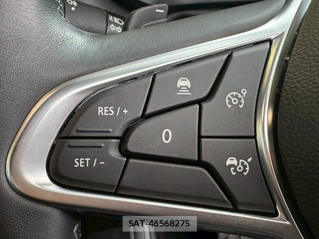 Renault CAPTUR 2021-07 8072448-5