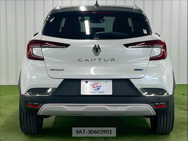 Renault CAPTUR 2023-03 8072591-13