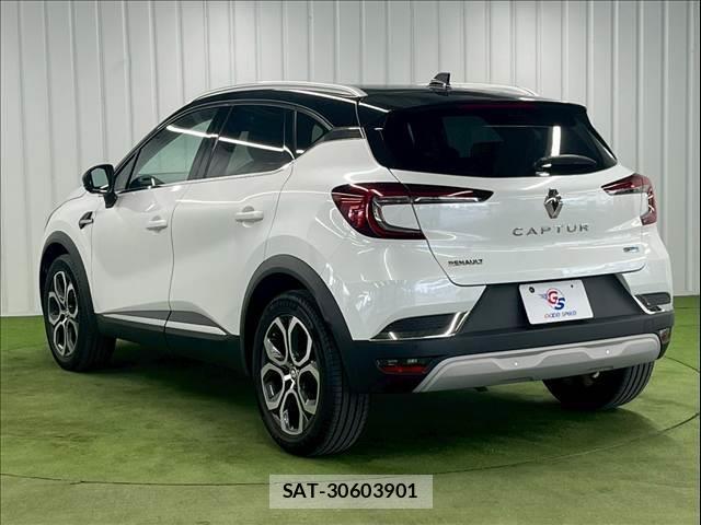 Renault CAPTUR 2023-03 8072591-16
