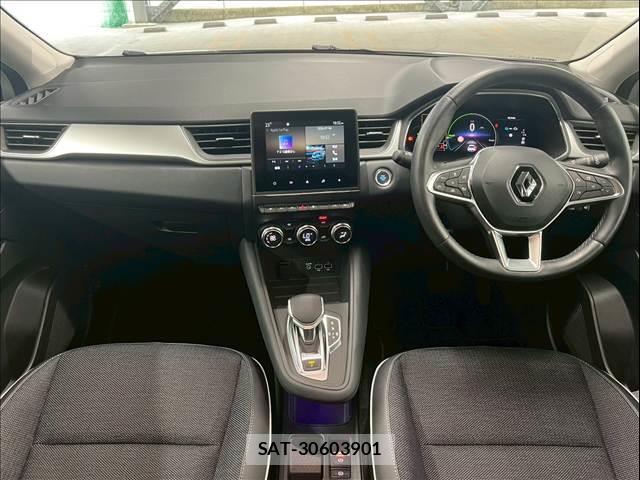 Renault CAPTUR 2023-03 8072591-2