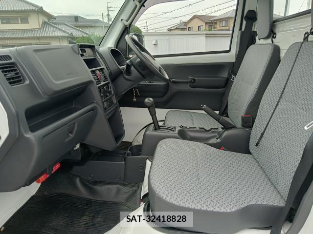 Suzuki CARRY TRUCK 2024-09 8070956-12