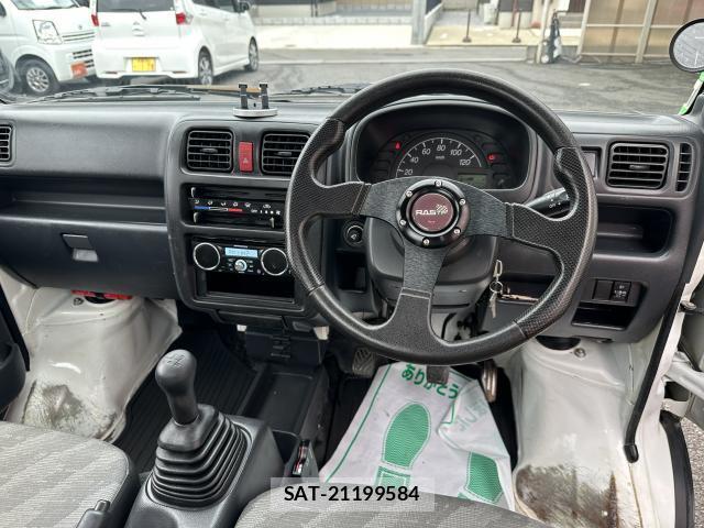 Suzuki CARRY TRUCK 2012-01 8072043-15