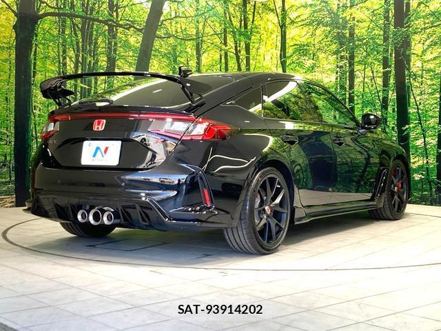 Honda CIVIC 2026-07 8071270-16