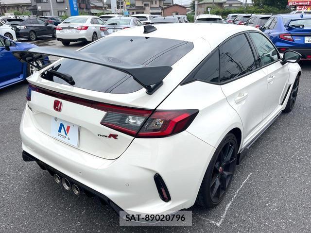 Honda CIVIC 2025-07 8071620-16