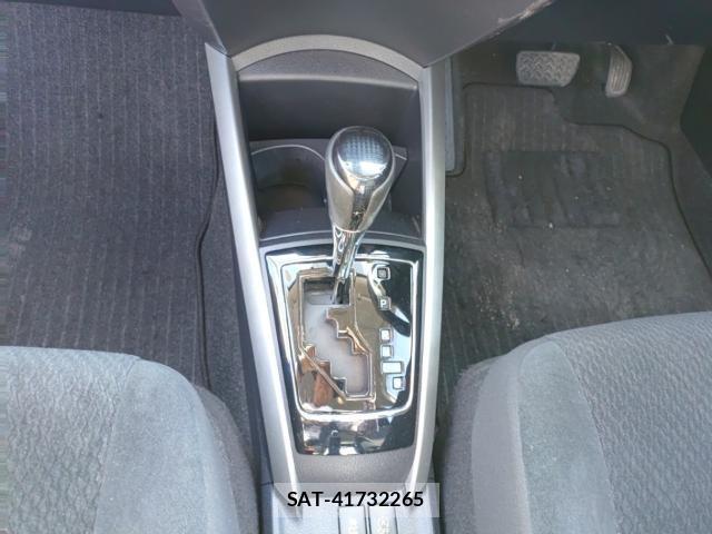 Toyota COROLLA AXIO 2019-07 8071354-11