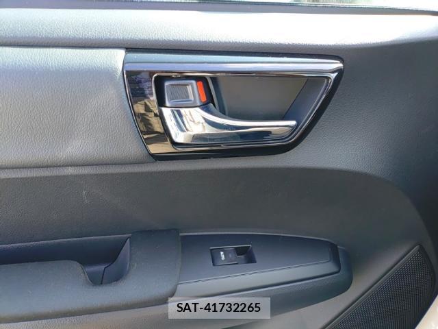 Toyota COROLLA AXIO 2019-07 8071354-12