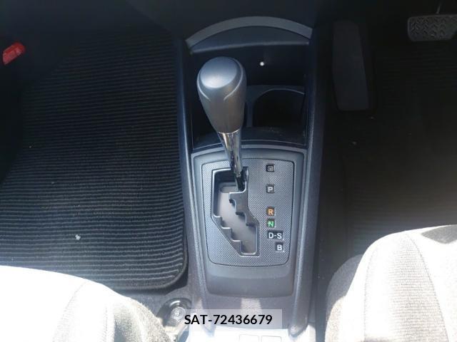 Toyota COROLLA AXIO 2021-07 8071358-11
