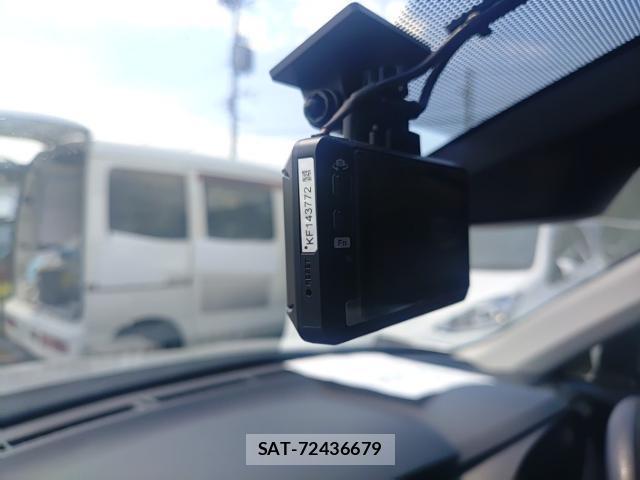 Toyota COROLLA AXIO 2021-07 8071358-16