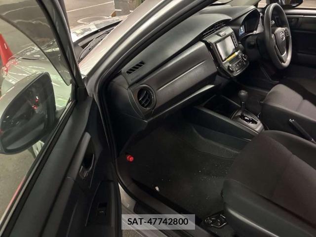 Toyota COROLLA AXIO 2024-06 8072189-3