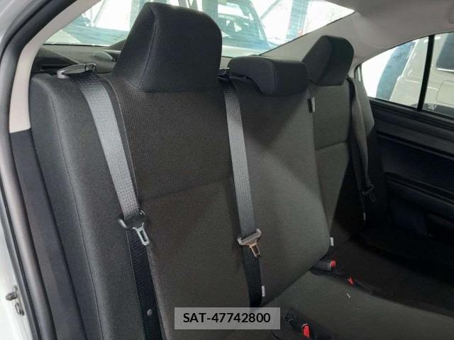 Toyota COROLLA AXIO 2024-06 8072189-5