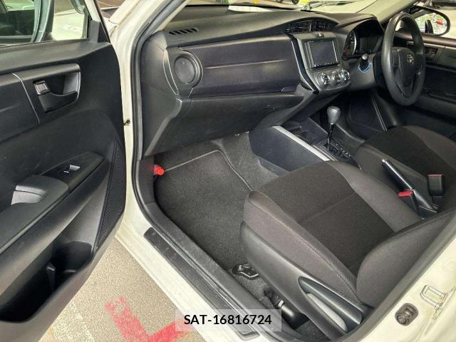 Toyota COROLLA AXIO 2022-12 8072190-4