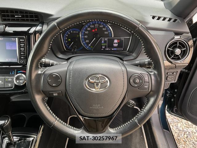 Toyota COROLLA AXIO 2018-01 8072249-12