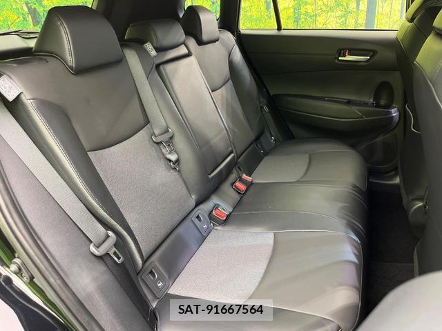 Toyota COROLLA CROSS 2023-12 8070947-8