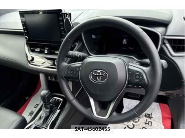 Toyota COROLLA CROSS 2023-04 8071842-2