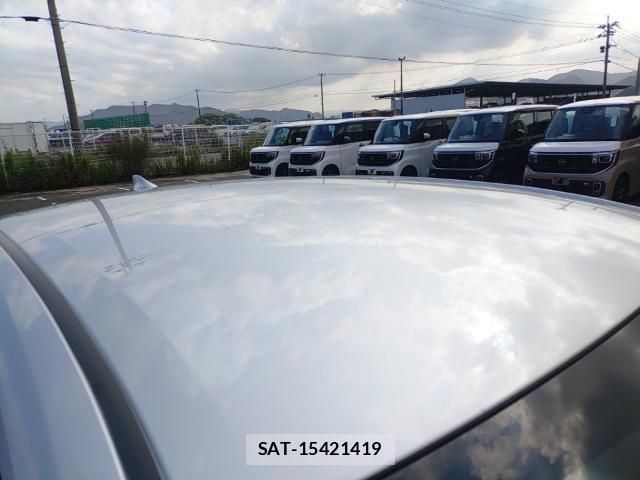Toyota COROLLA 2023-06 8070961-6