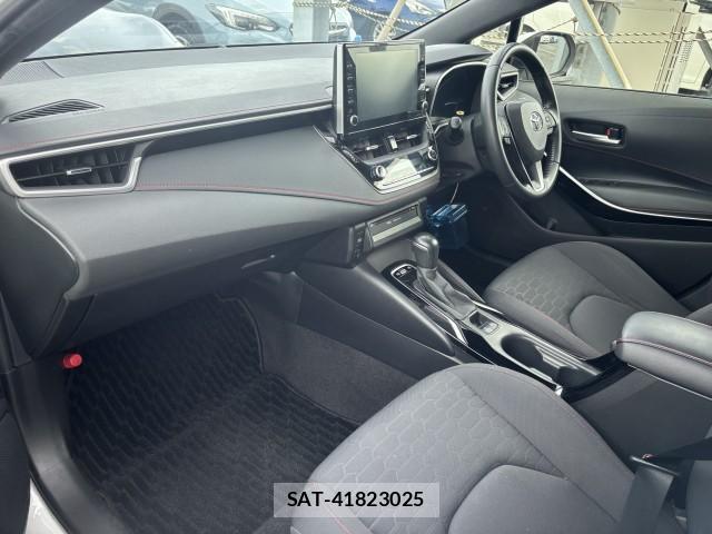 Toyota COROLLA SPORT 2021-04 8072116-7