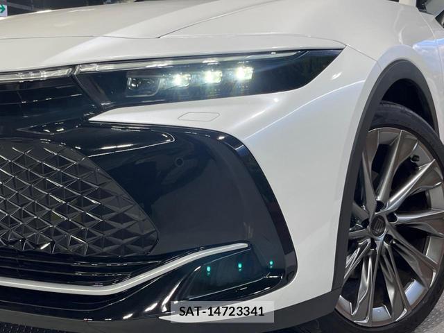 Toyota Crown Crossover 2023-11 8071171-12