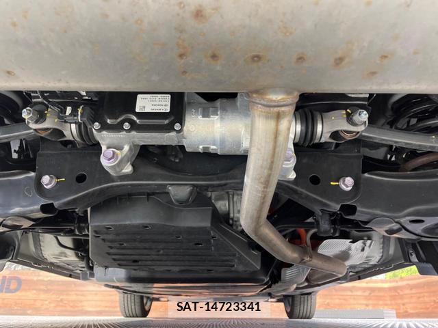 Toyota Crown Crossover 2023-11 8071171-19