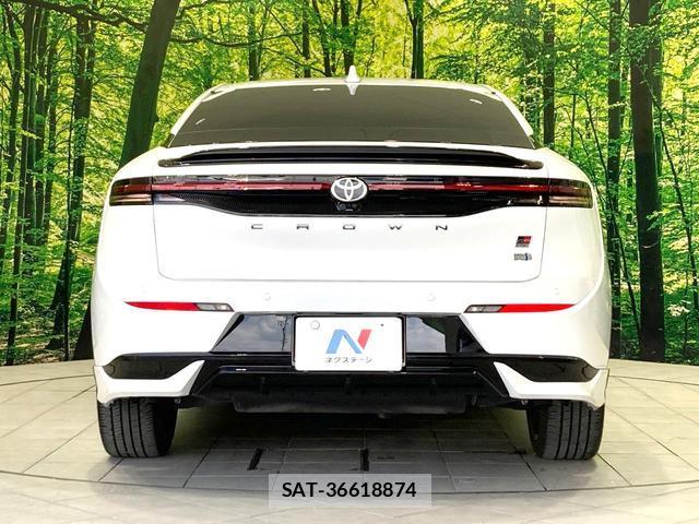 Toyota Crown Crossover 2024-01 8071273-14