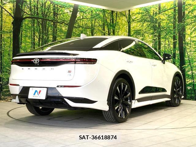 Toyota Crown Crossover 2024-01 8071273-16