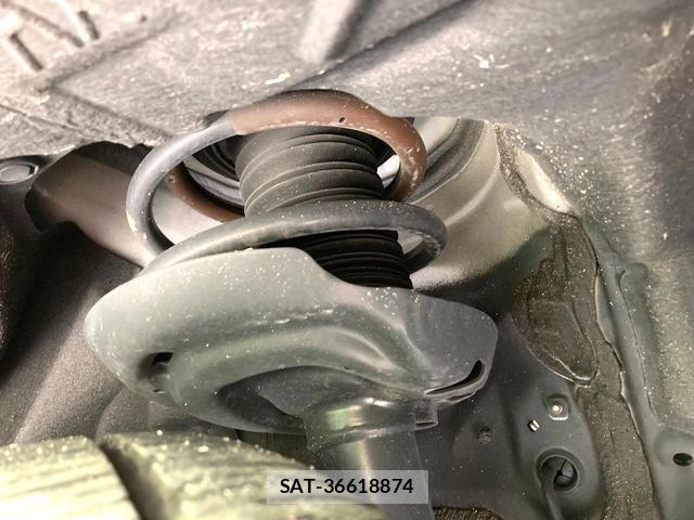 Toyota Crown Crossover 2024-01 8071273-19