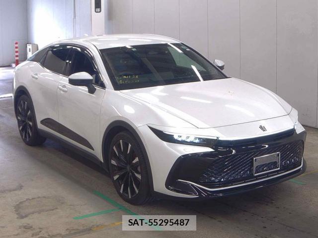 Toyota Crown Crossover 2022-12 8071781-0