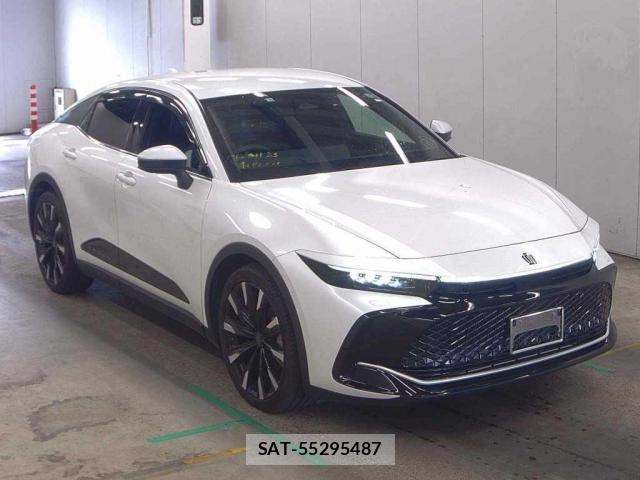 Toyota Crown Crossover 2022-12 8071781-3