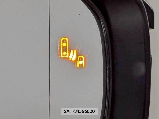 Toyota Crown Crossover 2023-06 8072595-9