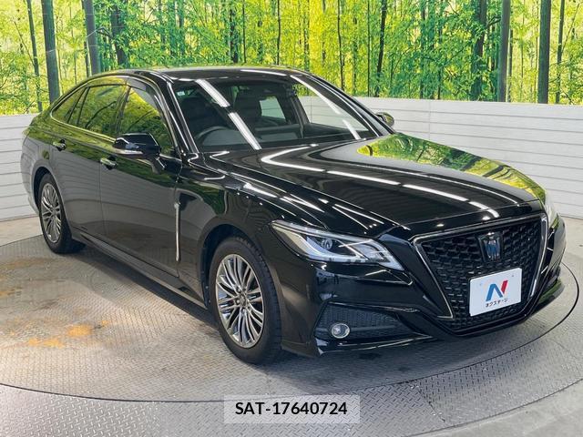 Toyota CROWN HYBRID 2021-08 8070845-15