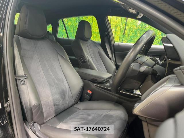 Toyota CROWN HYBRID 2021-08 8070845-7