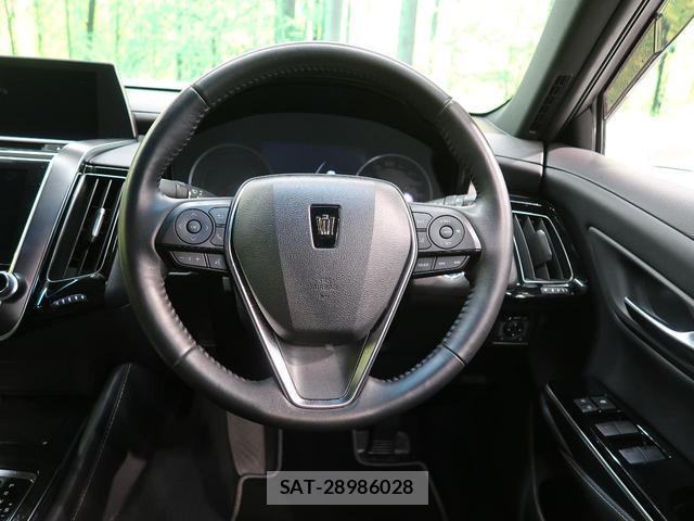 Toyota CROWN HYBRID 2020-09 8070848-11