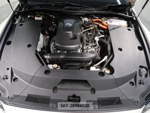 Toyota CROWN HYBRID 2020-09 8070848-18